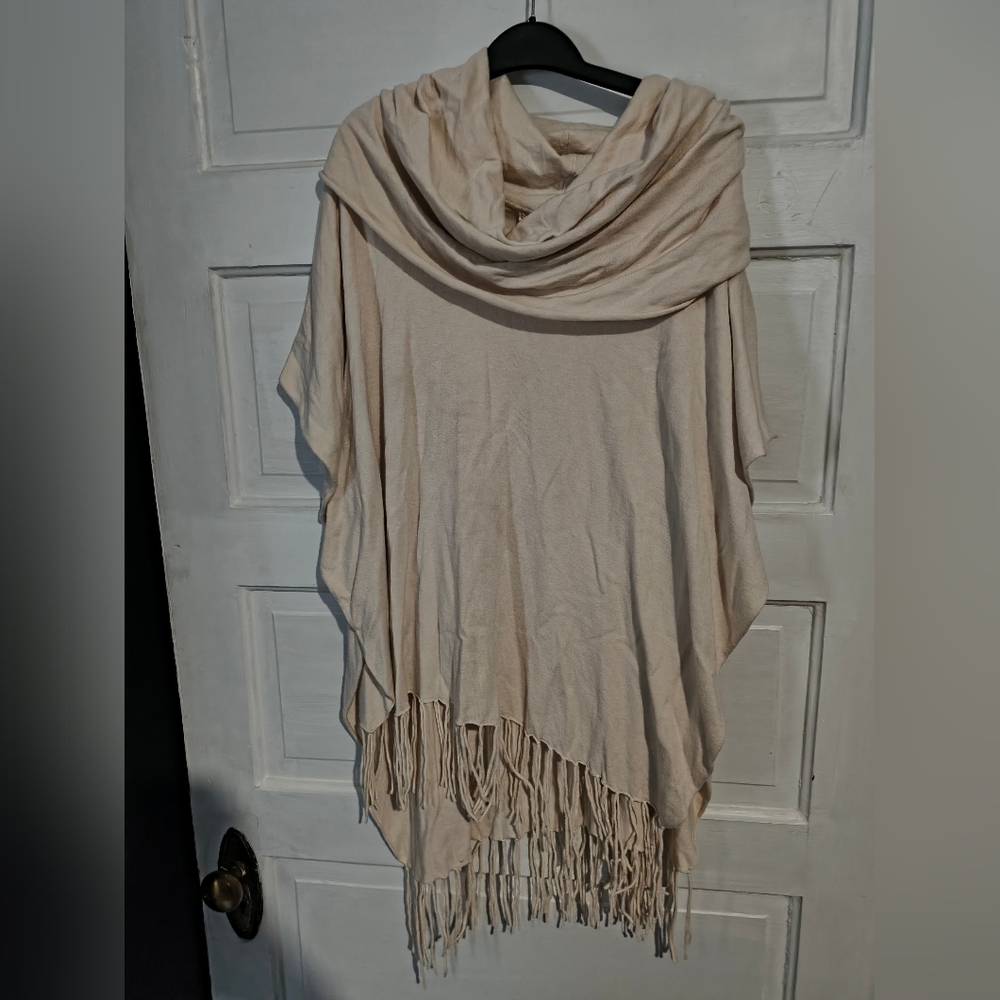 Love Stitch Beige Poncho